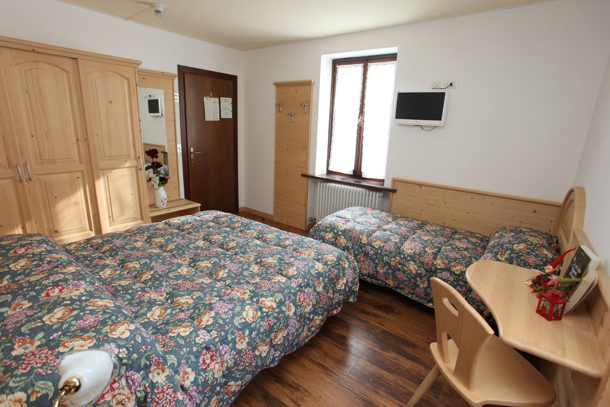 Gh Hotel Fratazza San Martino Di Castrozza Exteriör bild